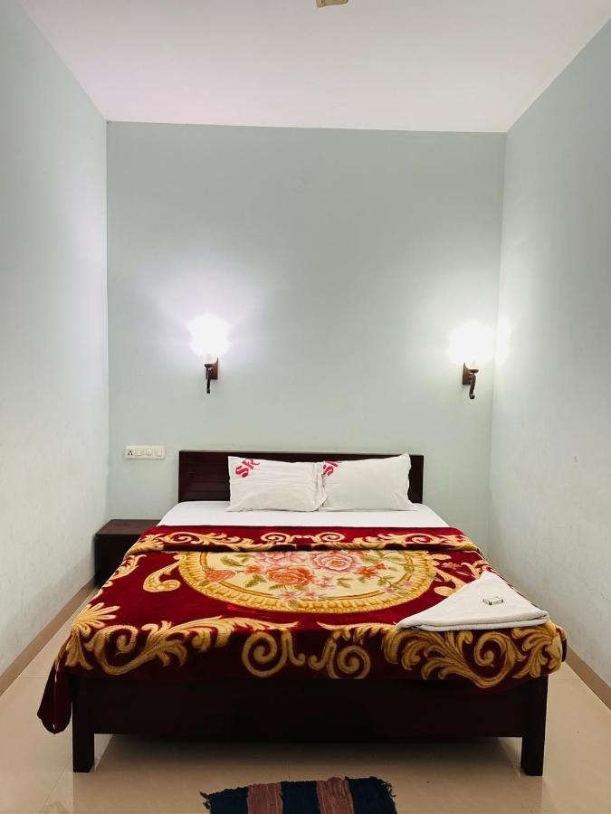 Pkn Homestay Kumily Thekkady Exterior photo