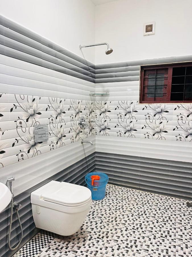 Pkn Homestay Kumily Thekkady Exterior photo