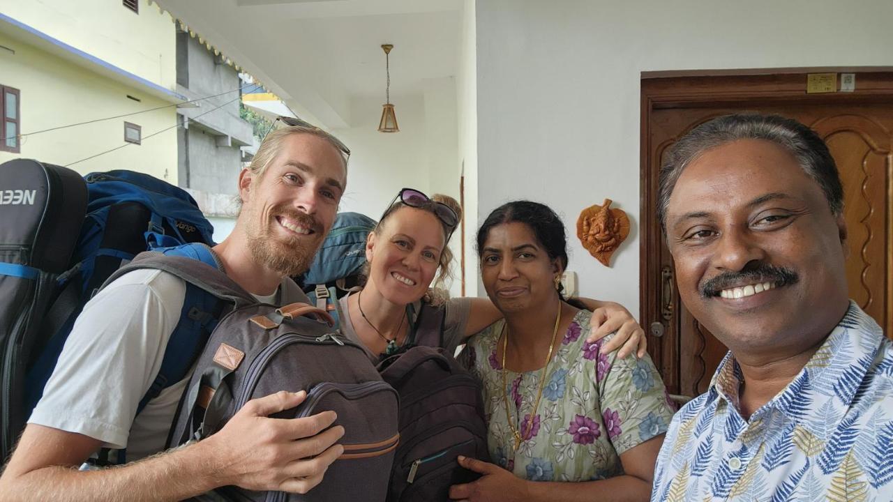 Pkn Homestay Kumily Thekkady Exterior photo